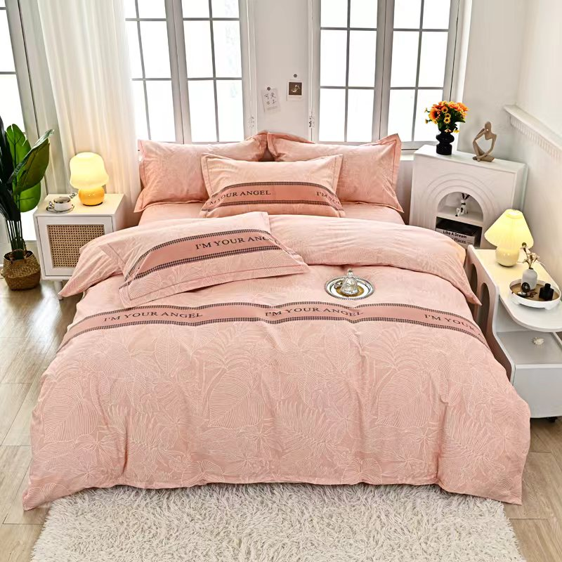 All cotton lint four piece bedding set - Pink