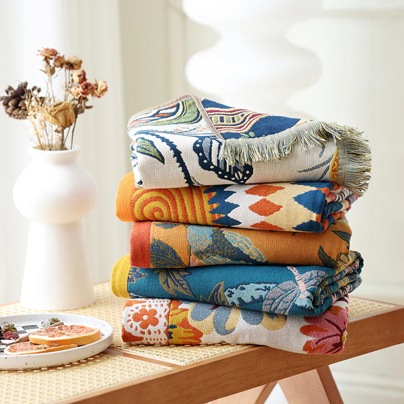 Four-layer gauze blanket.Flexible, delicate and more skin-friendly.